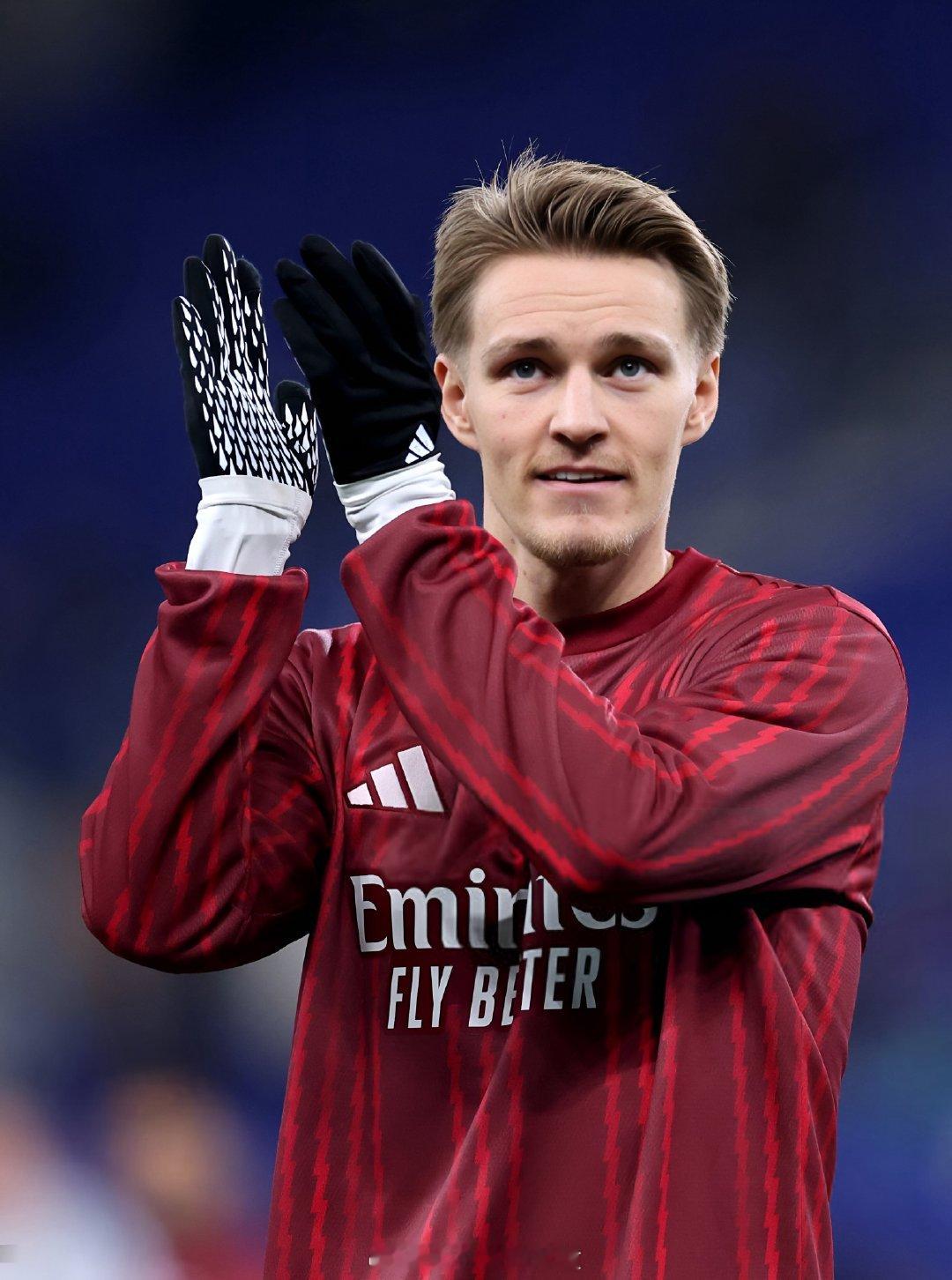 阿尔特塔谈厄德高的表现：“他的进攻也更具纵向威胁。我们找到了一些空间，发现他也更