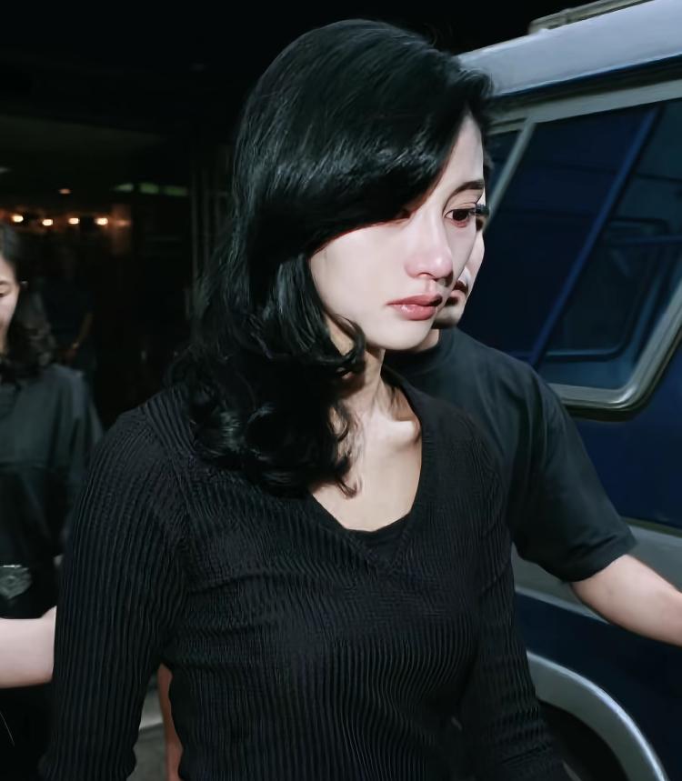 年轻时的李嘉欣