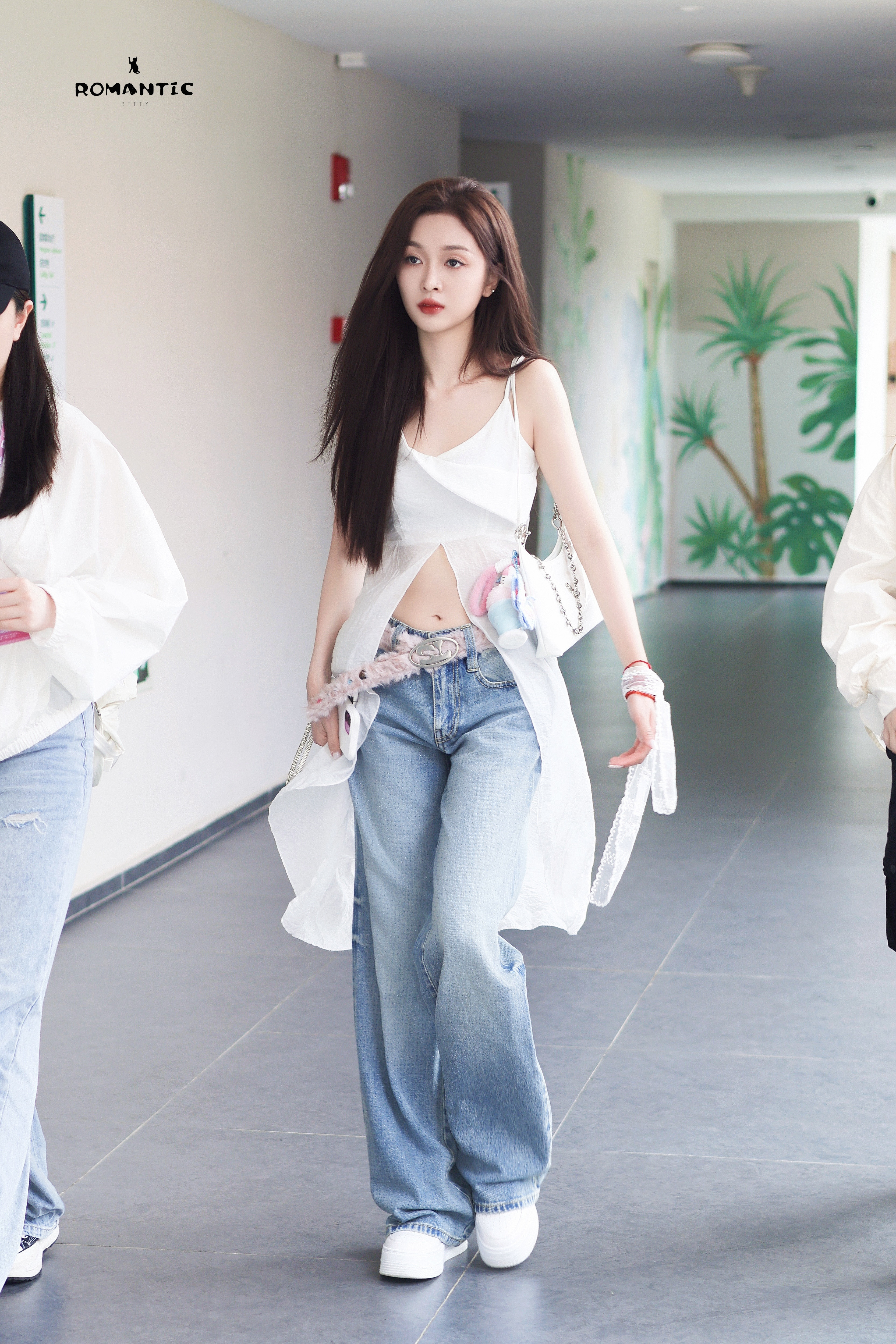 吴宣仪在复制粘贴的时代，你是手写的诗