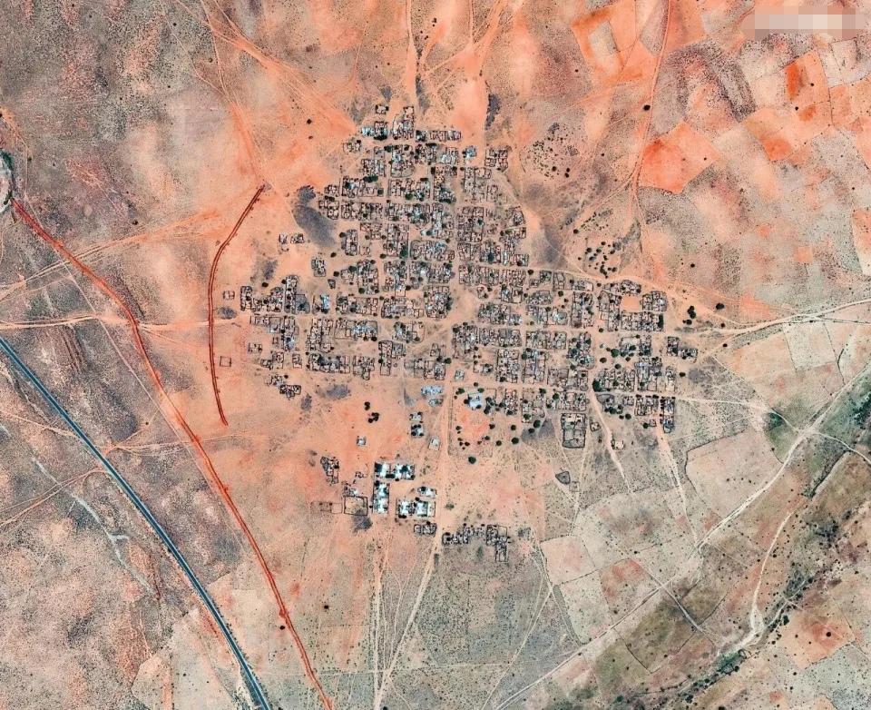 恐怖大屠杀苏丹正在被屠城在非洲东北部的苏丹，正在发生一场惨绝人寰的大屠杀