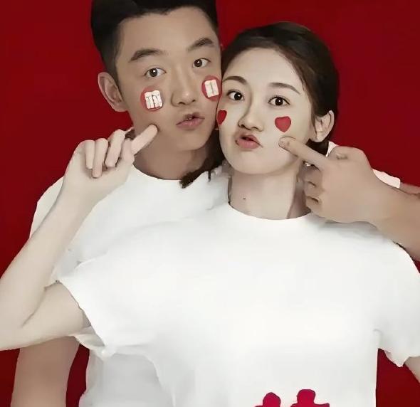 郑凯这热搜上得简直莫名其妙！很突然的，郑凯就上了热搜，不是因为有新的影视作品，