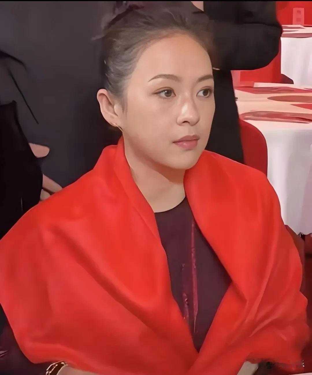 章子怡王羽佳，最新同框！6月3日晚，国际影后章子怡突然冲上热搜！不是因为