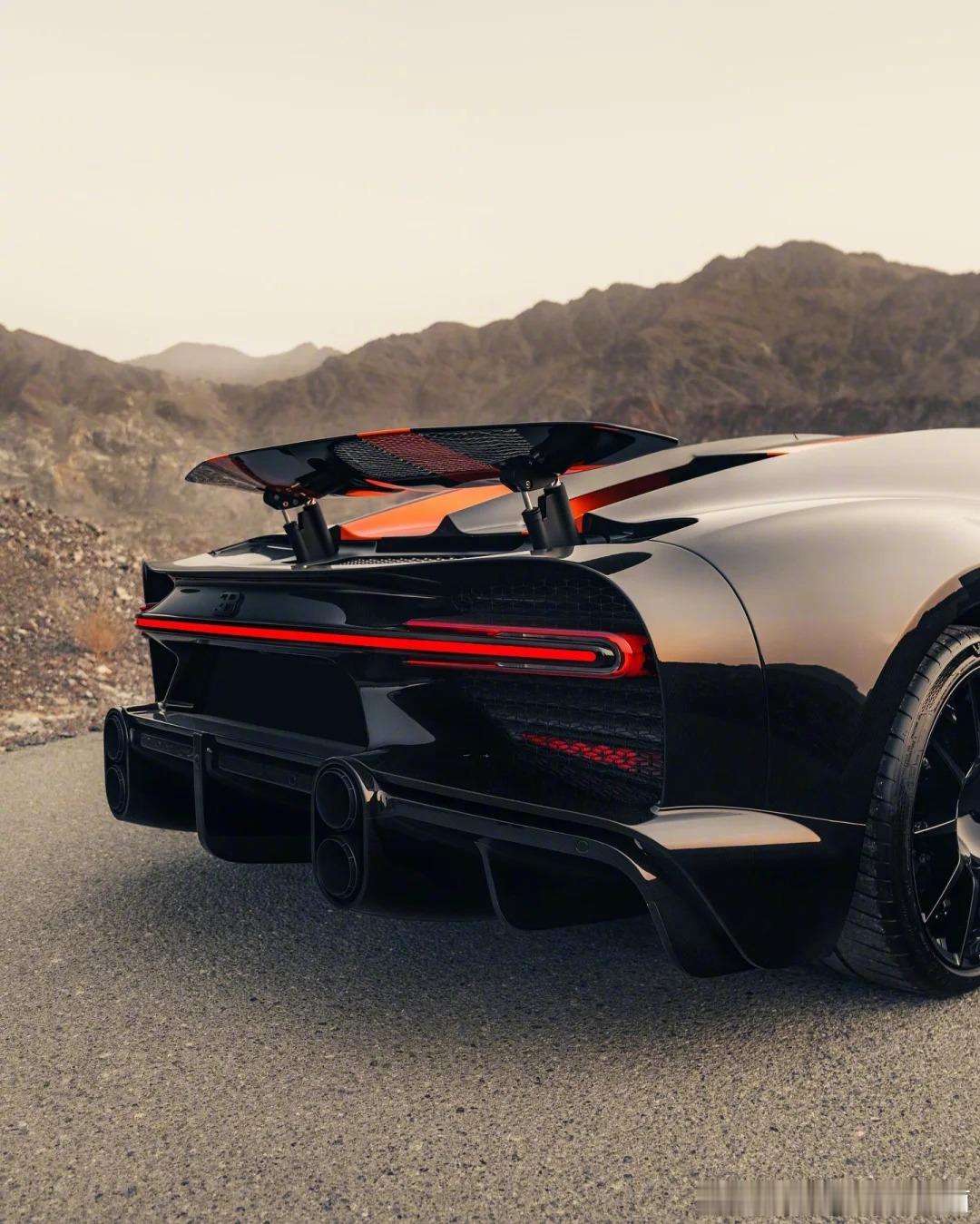 布加迪的寂静时刻，仿佛时间都静止