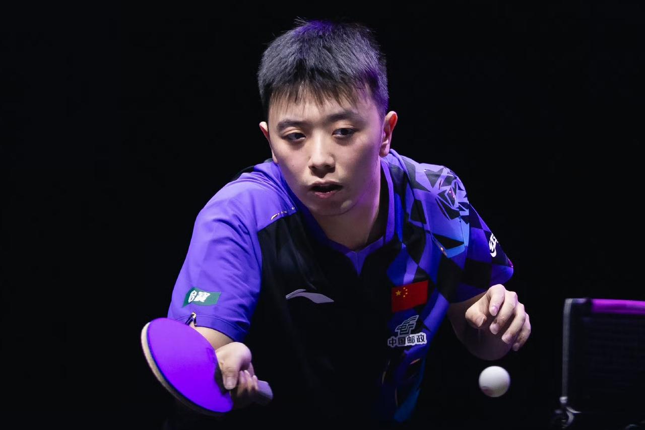 WTT男单16强全部出炉！陈垣宇3-0完胜，国乒两人突围，向鹏对阵张本智和！