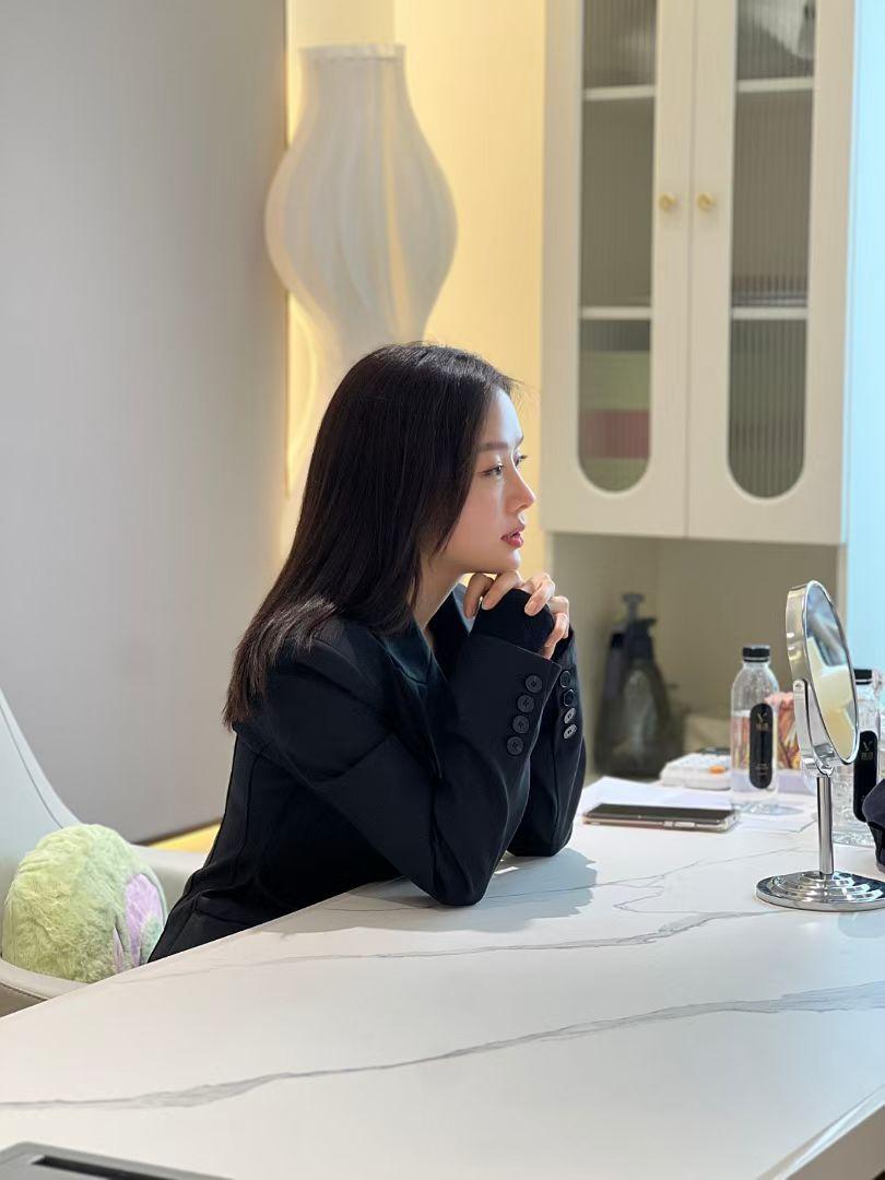 侄子要订婚了，兄弟前来和我商量如何去女方家里，和女方父母沟通孩子结婚的事。我给