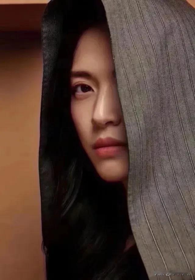 一段非常有道理的话：“你去看一个女人，如果她做什么都很利索，做什么都很快，走路特