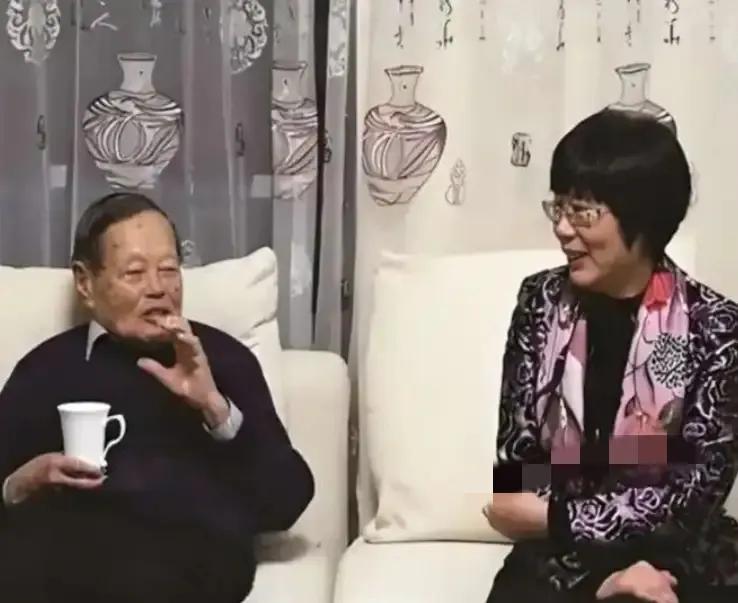2004年，山东女子因在坐月子时觉得无聊，找来美国两套顶级密码破译，谁曾想，真被