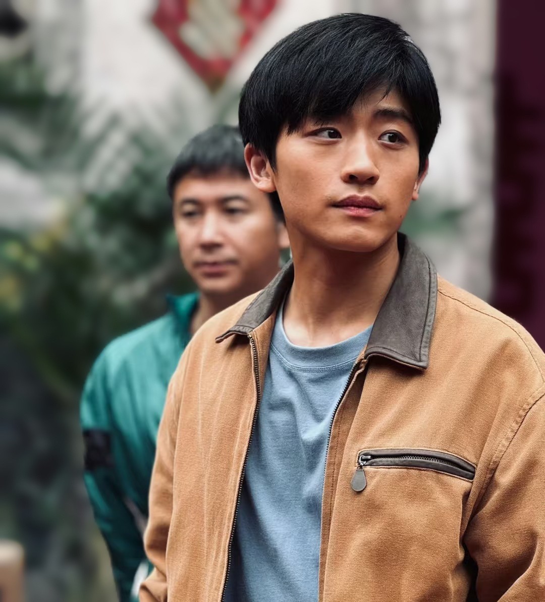 《扫毒风暴》，5个没用的角色：1、杨威。看片尾的演员表，他是主演，给的镜