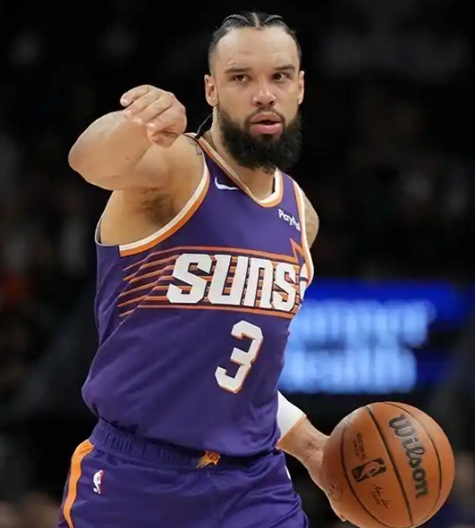 本赛季太阳缺狄龙的比赛3胜9负，胜率不过30%。狄龙出阵胜率70%多，作用比想