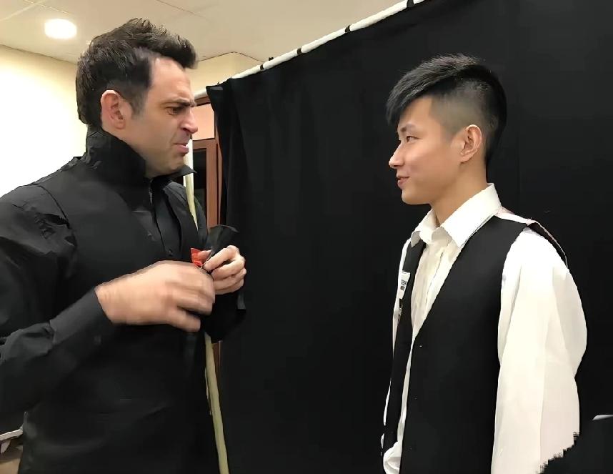 赵心童，以后能否排进斯诺克历史前十？答案是肯定的。先来看看历史前