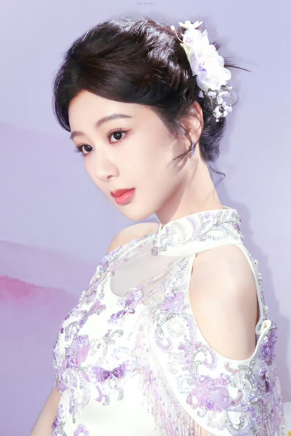 玉兰花开君再来杨紫董竹君yz杨紫玉兰花开君再来“愿你乘风，看尽天下风华，闪