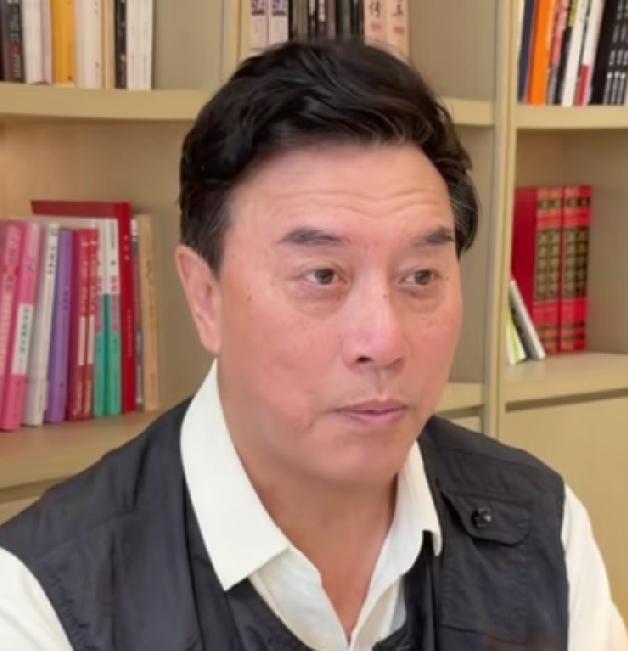🌞张山说：“作为大陆演员，我是怎么被选中去演港剧《寻秦记》的呢？因为当时那