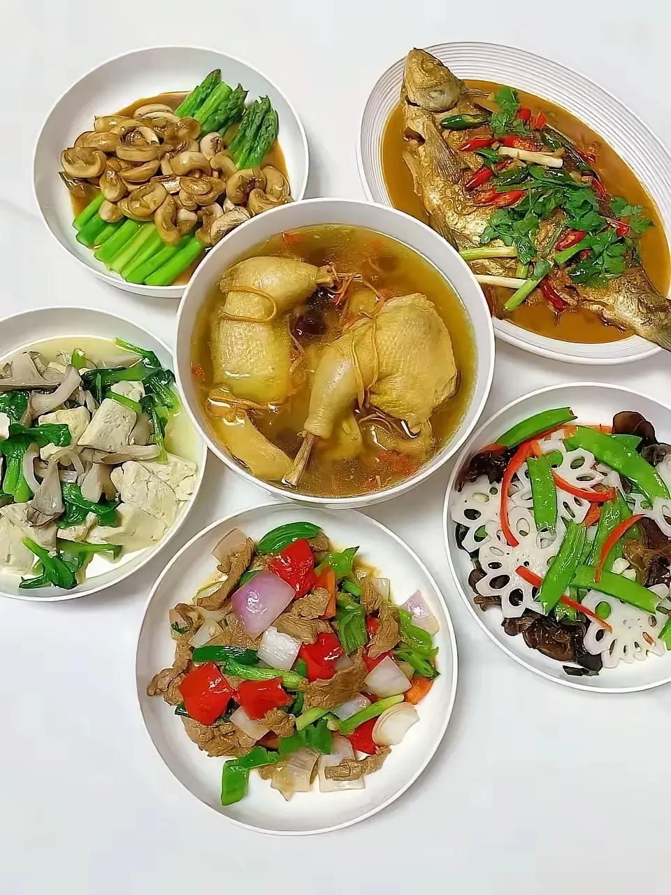 这桌菜放在广东普通家庭，属于什么样子的水平？