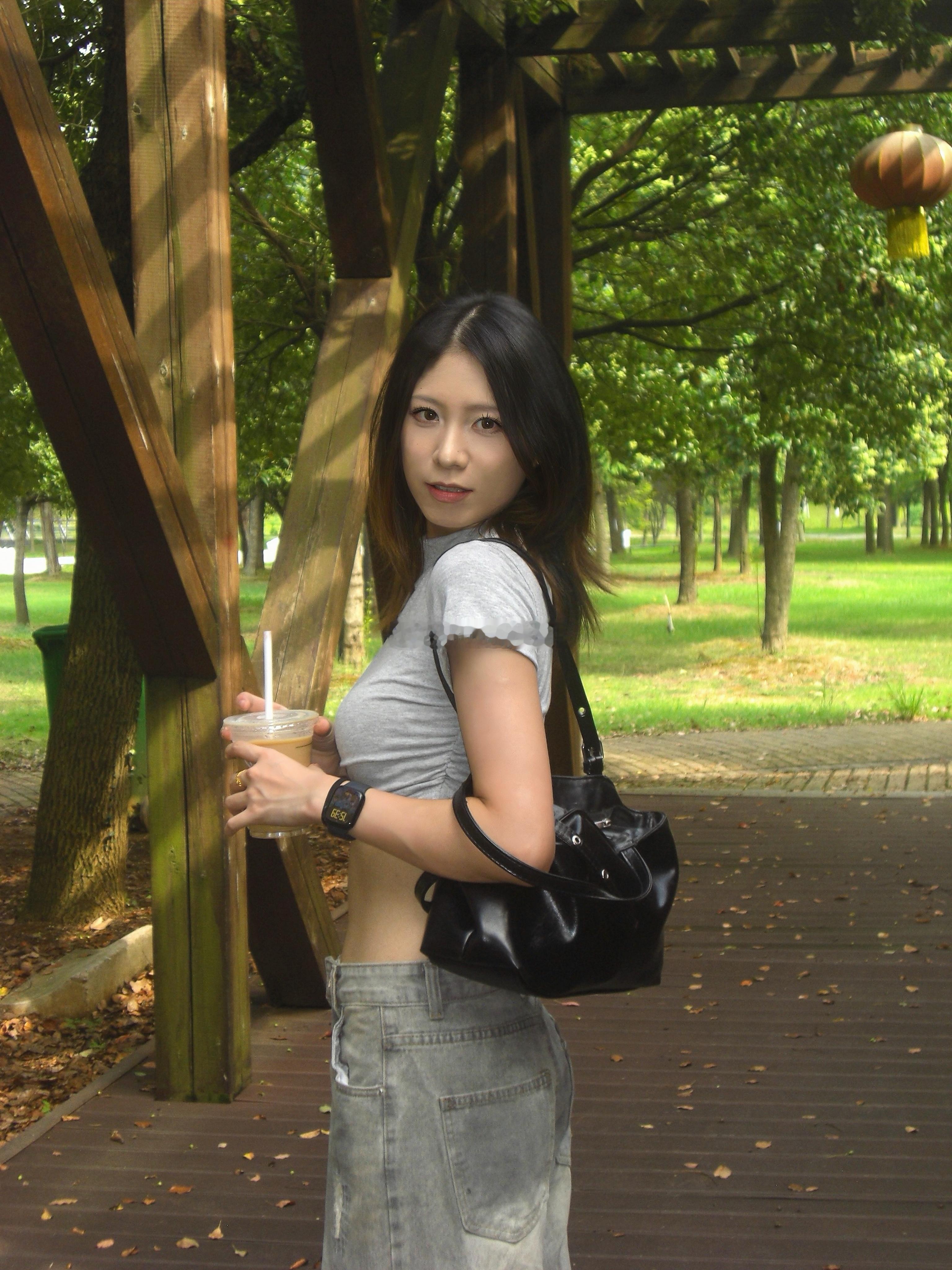 如果你也刚好抬头看树