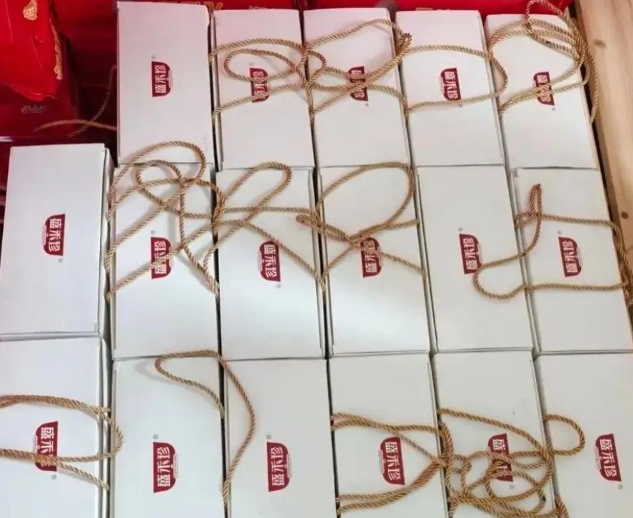 “吃相太难看了！”海南海口，一男子连续2天，花11730元，在一家连锁超市的19