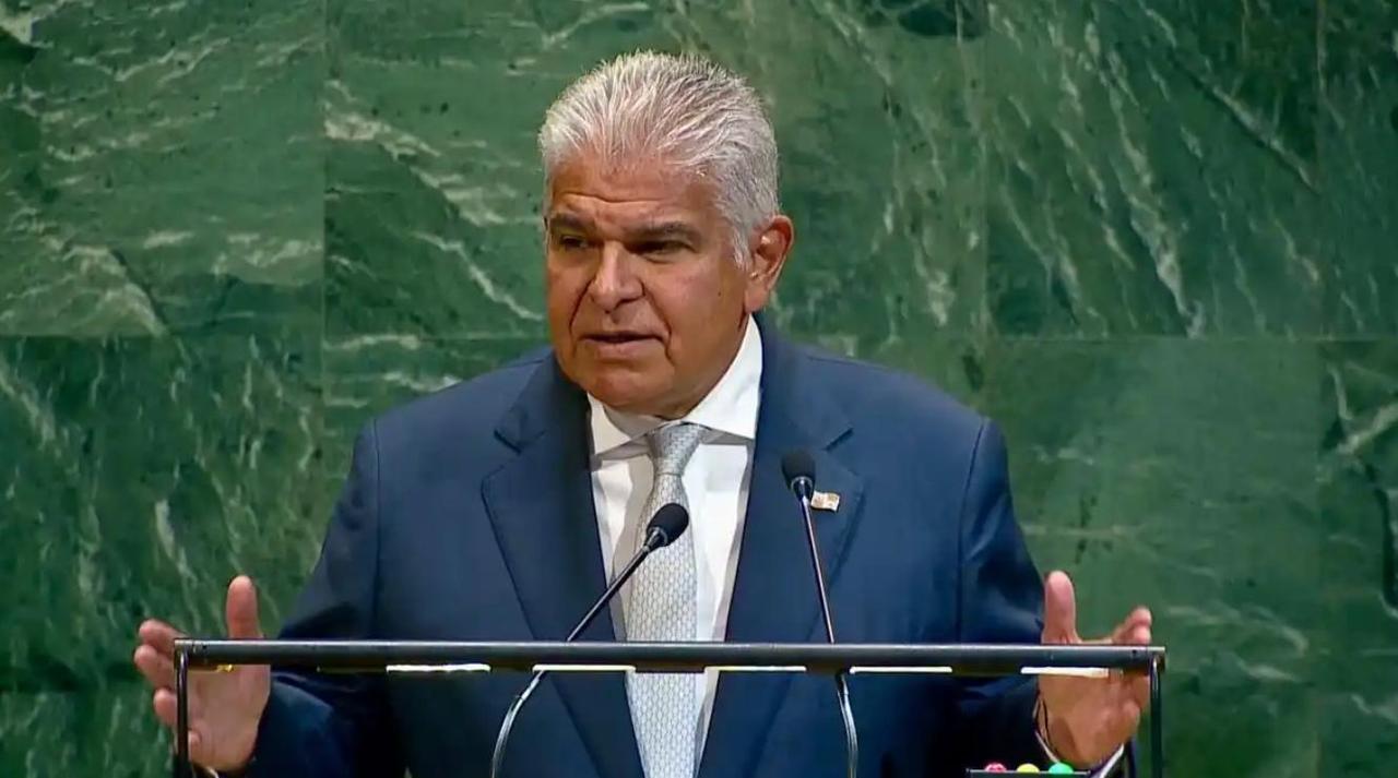 翻脸比翻书快！巴拿马强占中资港口后放狠话威胁，这场豪赌它注定输定了。咱们老百