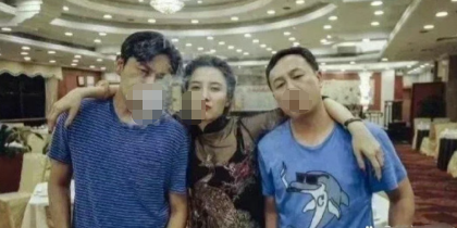 这照片，估计宋佳出十万，都想删除吧。​​​