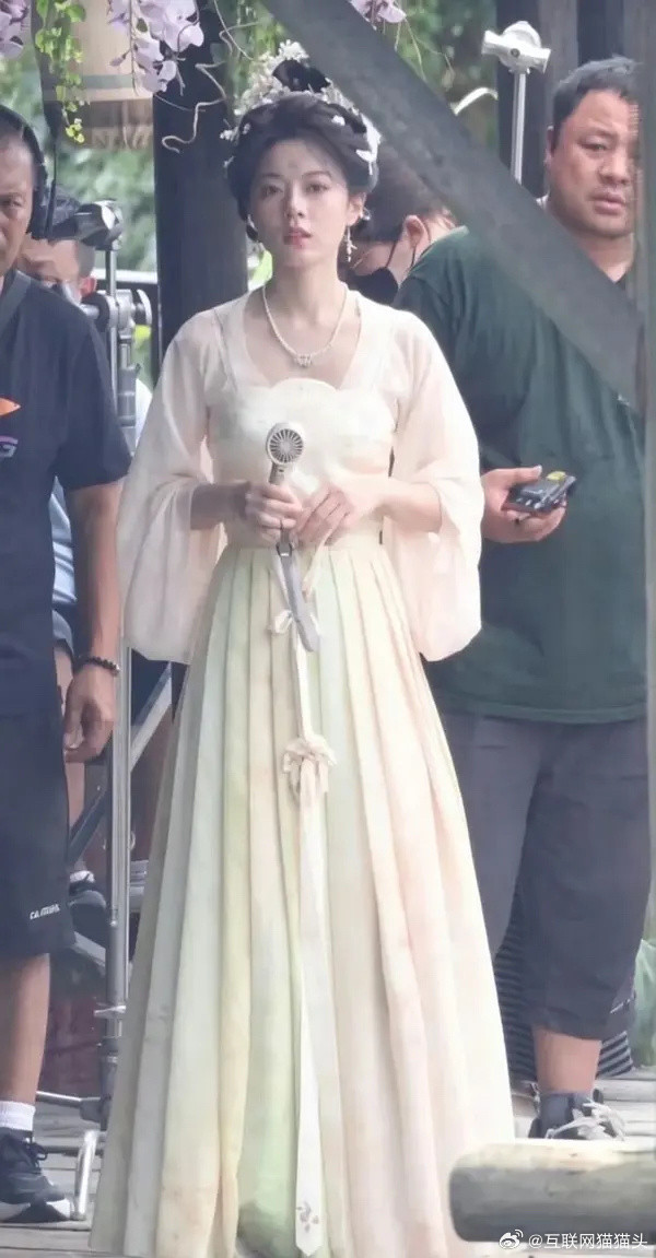 赵今麦一念江南路透看着好清爽