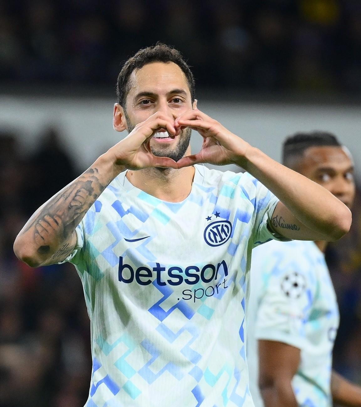 【1200万】根据土耳其媒体的消息，加拉塔萨雷依旧在惦记国际米兰中场球员恰尔汗奥