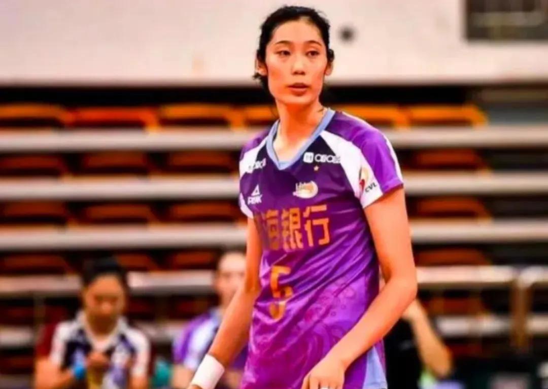 朱婷：我不在乎女排世联赛北京站结束了，中国女排以二胜二负的成绩基本完成了新一届