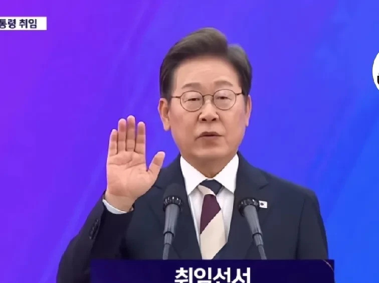 李在明：我当总统了！---天呐撸