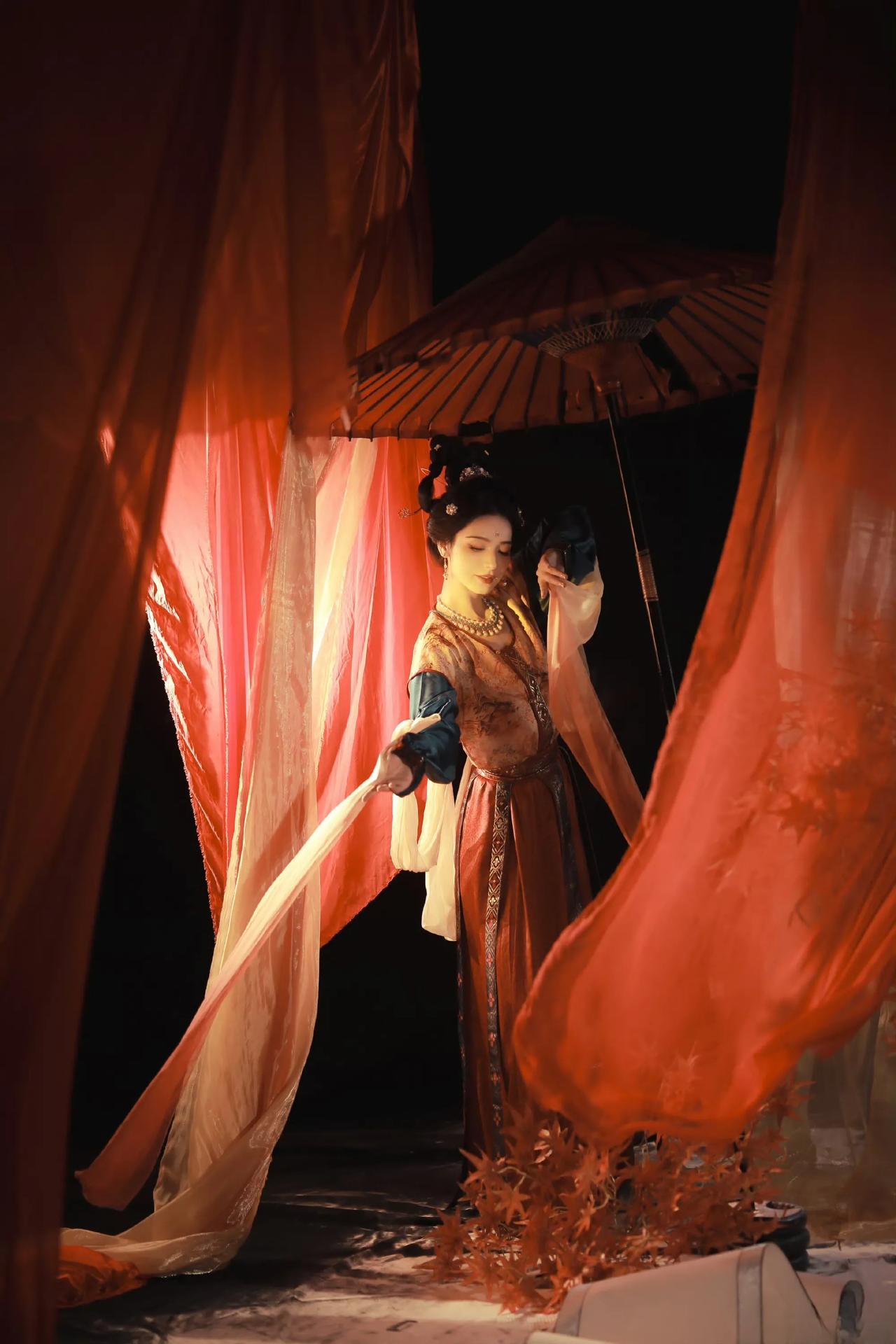 代斯古装美图分享古装写真大片代斯生图﻿﻿古装ai写真大唐古装写真代斯穿
