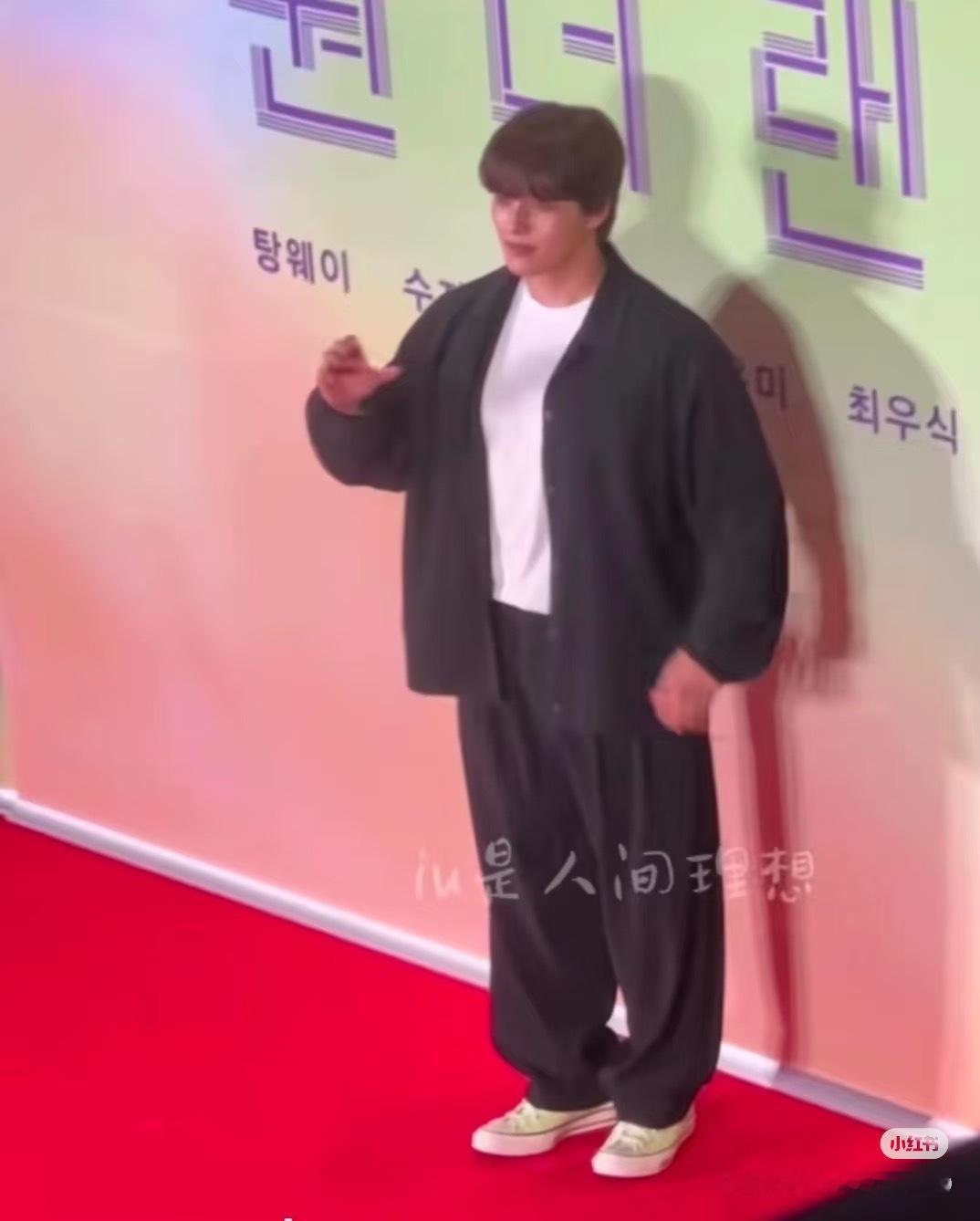 吕珍九身材近况为啥这么沉迷于举铁本来就不高现在还这么壮自断戏路……韩国男演