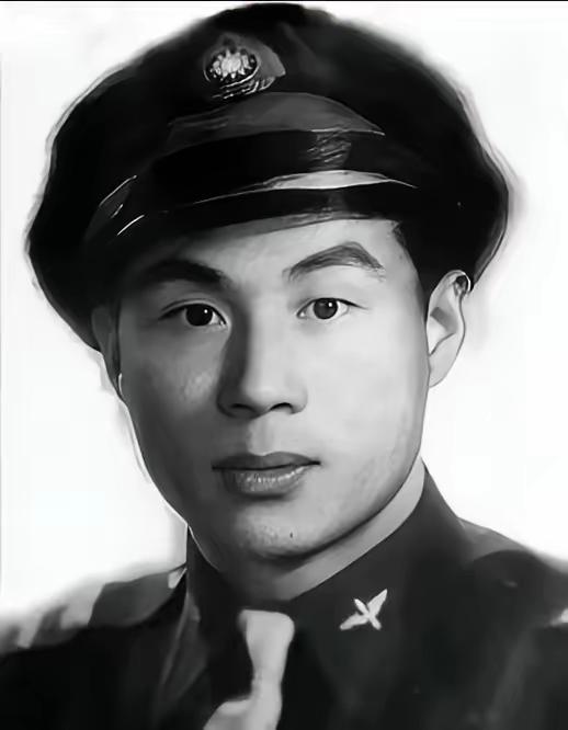 1983年，县里的夏良柏领导到乡下检查工作，在孙家村碰到一位正在烧水的老人，看他