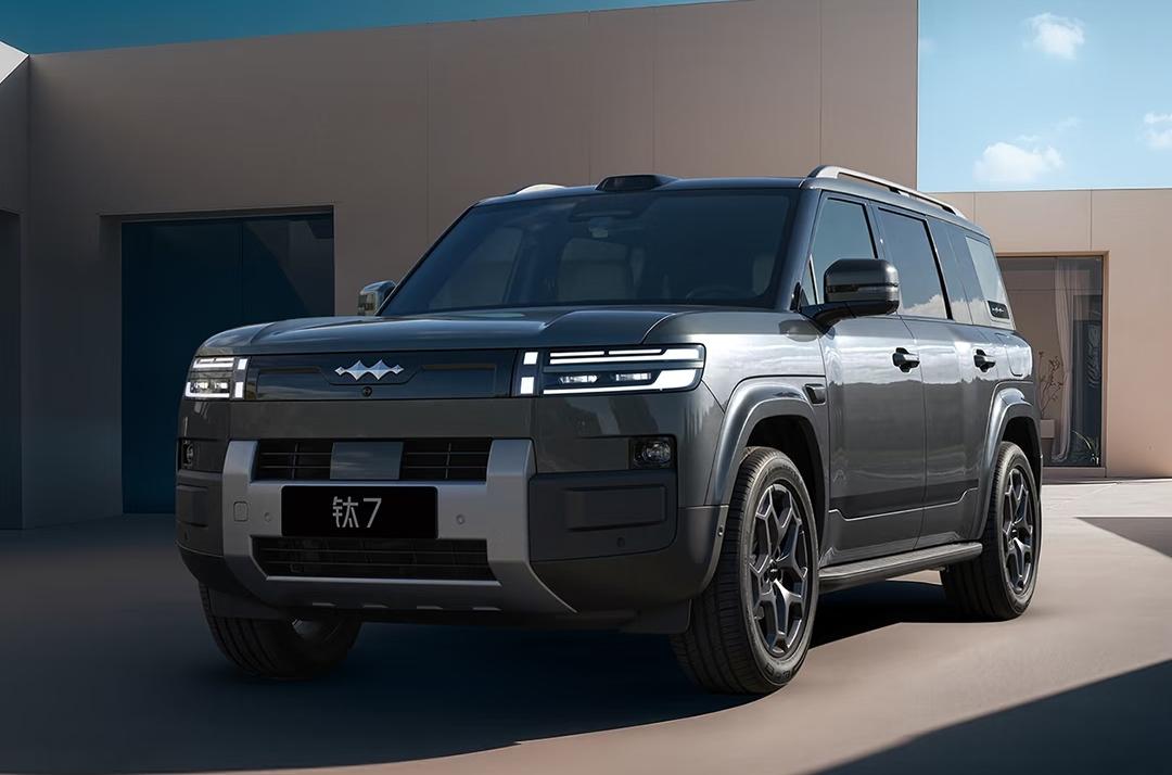 方程豹钛79月销量8128辆，方程豹钛710月销量20024辆，方程豹钛