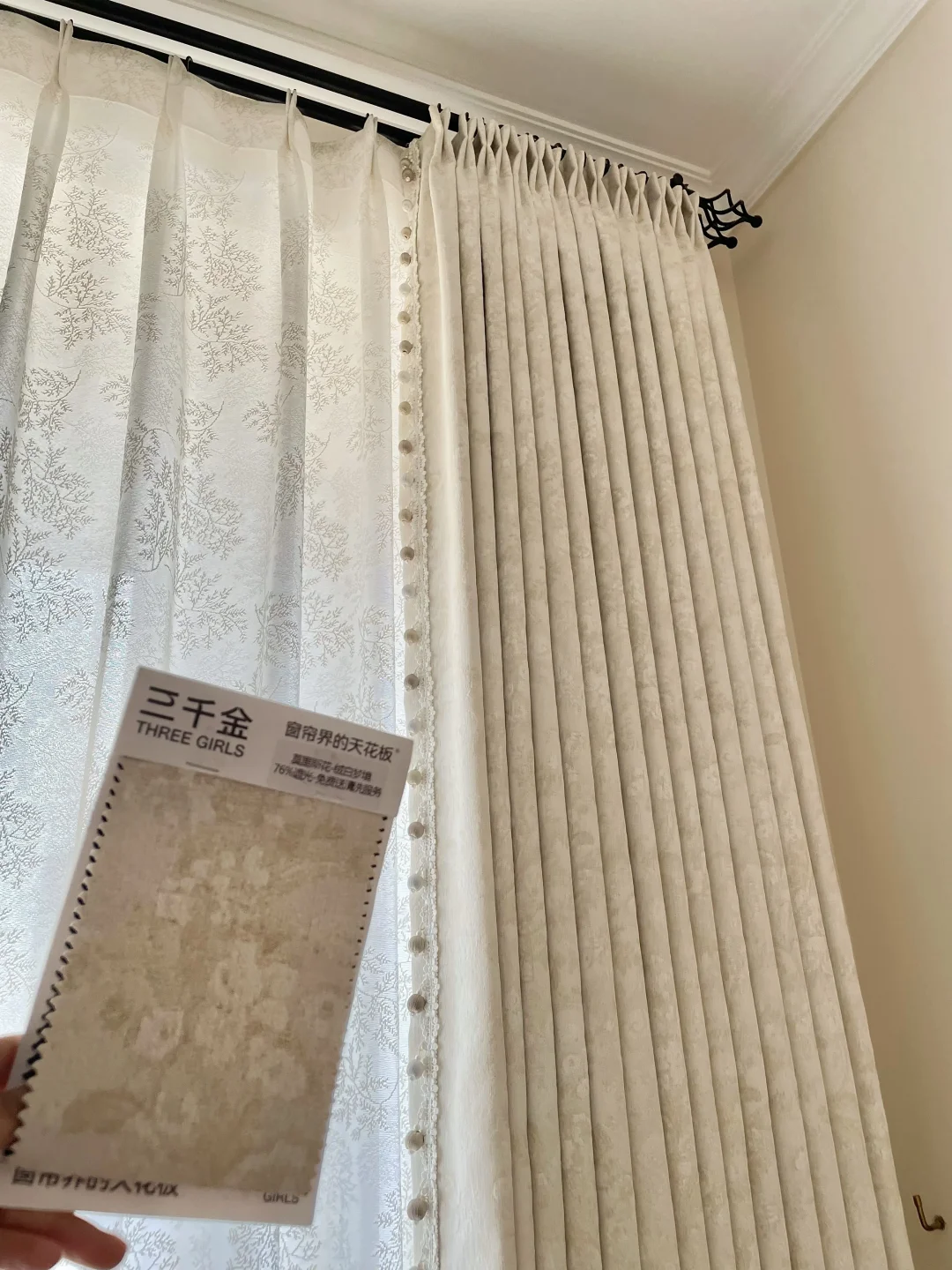 终于挂上了❗卧室装莫里斯花直接封神了...😭