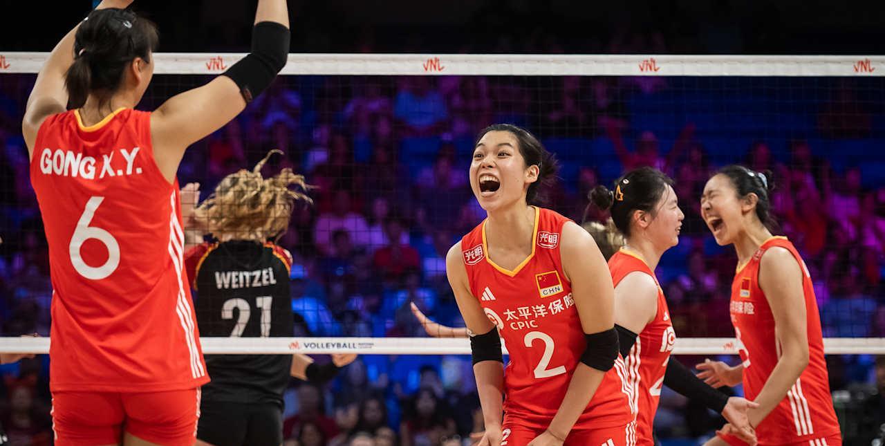 国际排联（FIVB）：中国逆转德国，稳固了自己在VNL排名中的地位亚洲人从
