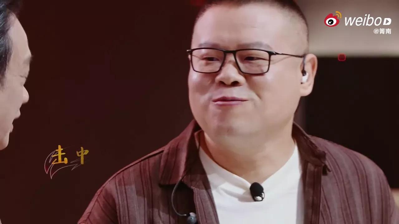 说真的，我感觉岳云鹏越来越不实在了，有点过于矫情了！前边才说人家大厨做的扬州