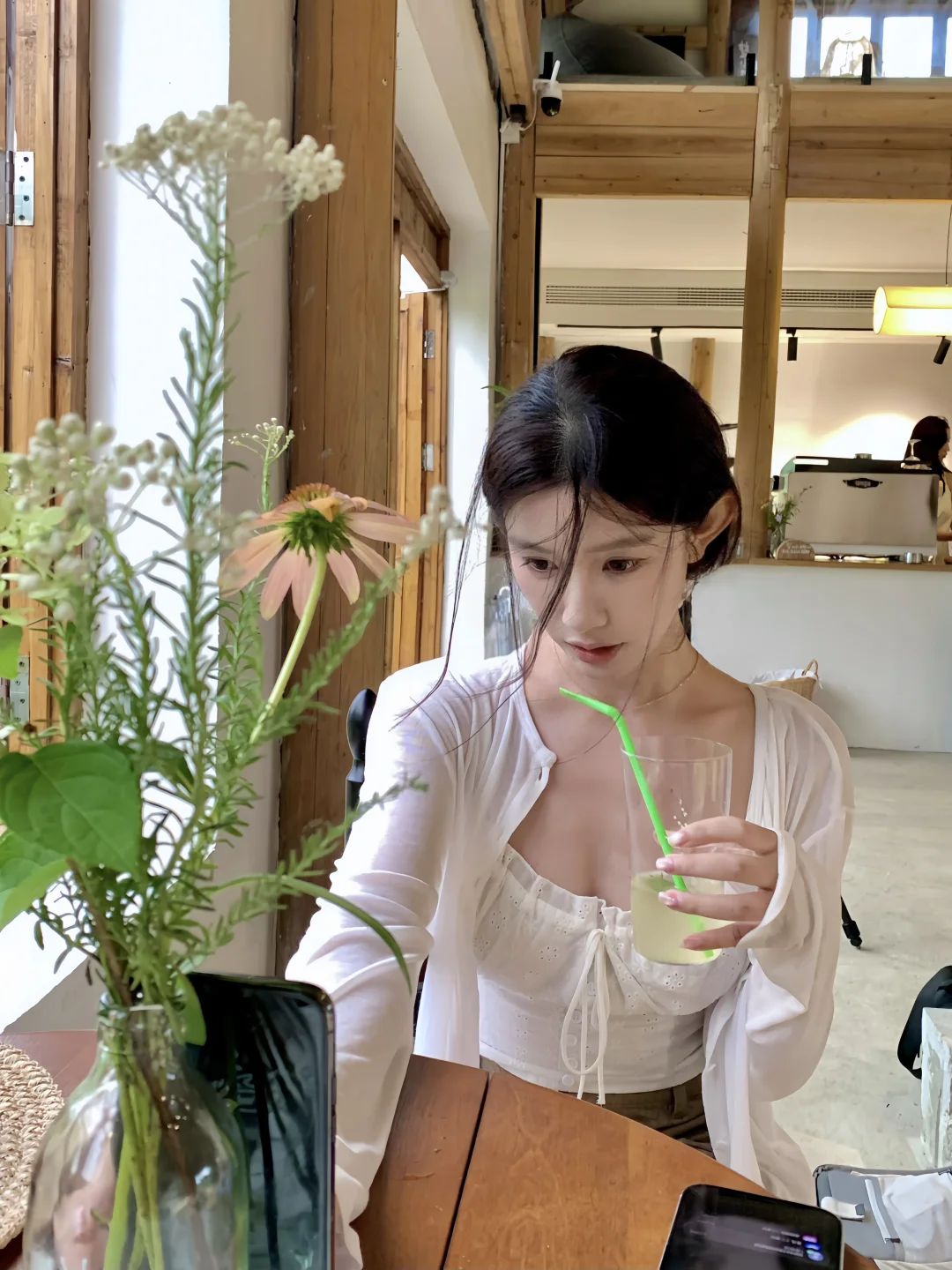 我想 我应该在这里发呆🙇🏻‍♀️