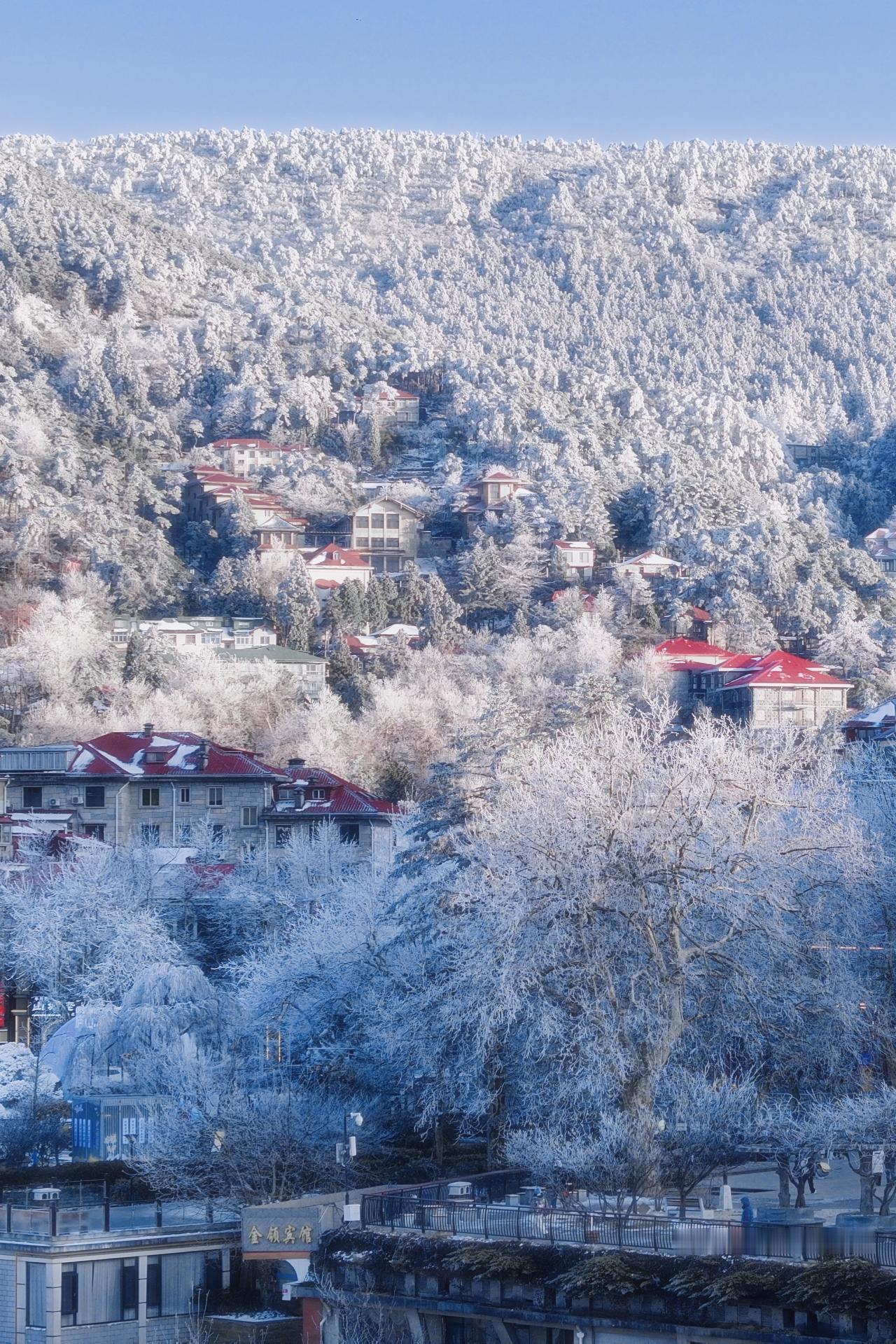 雪，是庐山的一封“情书”。