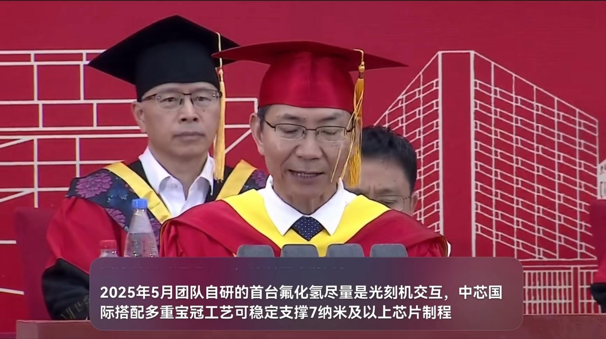 官宣了——能支撑国产7nm工艺的国产DUV光刻机，已经在25年5