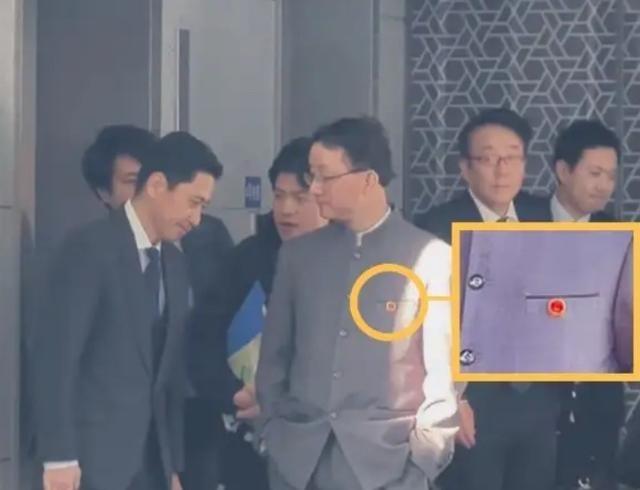 外交部这次的通告，看得人背脊发凉。这回，外交部直接甩出一句“全球人民的公敌”，让