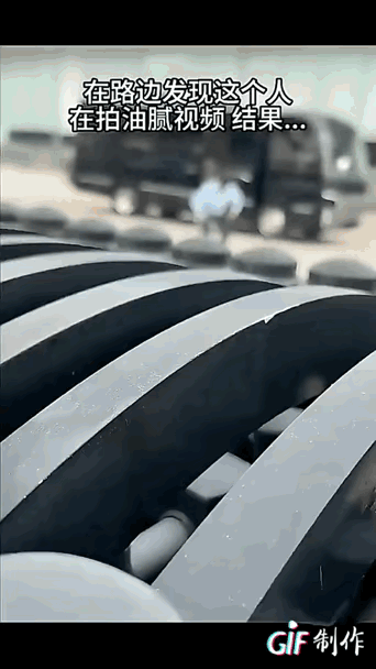 手机：想那我换掉就直说，我都能理解，都能理解。