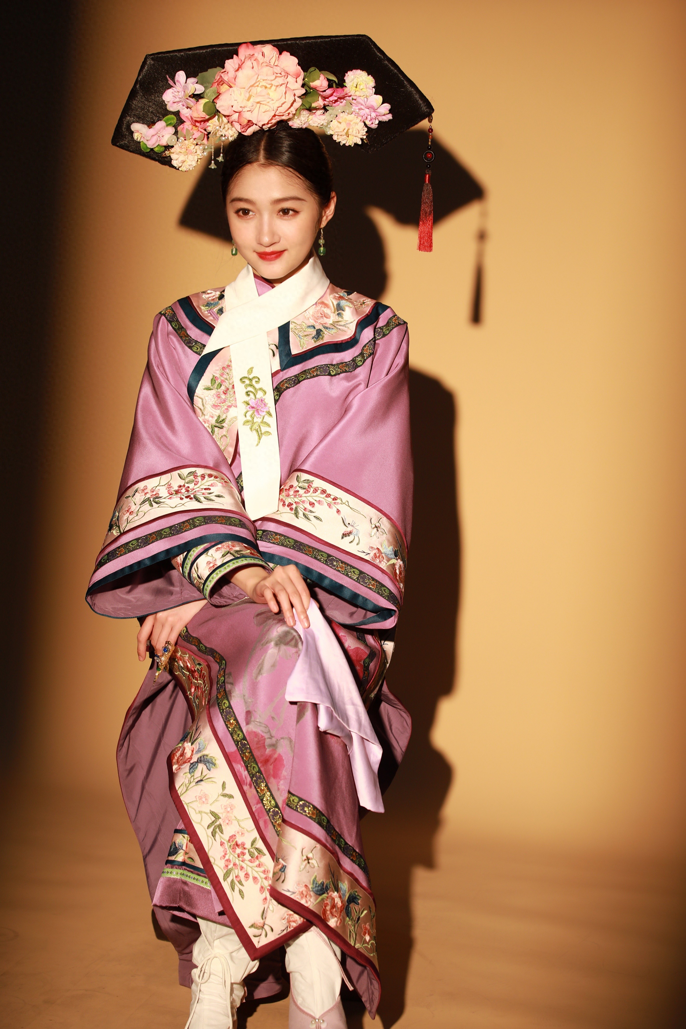 女星关晓彤造型：国民闺女、天生丽质