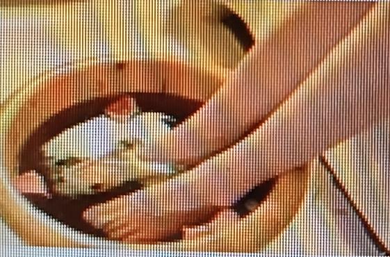 最近看到一则新闻，杭州一位66岁大妈喜欢睡前泡脚，结果不久后脑梗去世，医生怒斥太