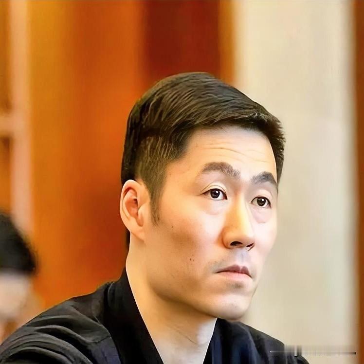 一场发布会，不提成绩，只谈问题。7月20日，王励勤把全锦赛的底牌全亮出来了。