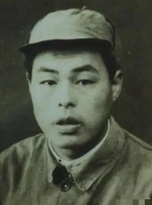 1951年，毛主席让厨师准备5菜1汤，说要请一个志愿军大人物吃饭，厨师询问是不是