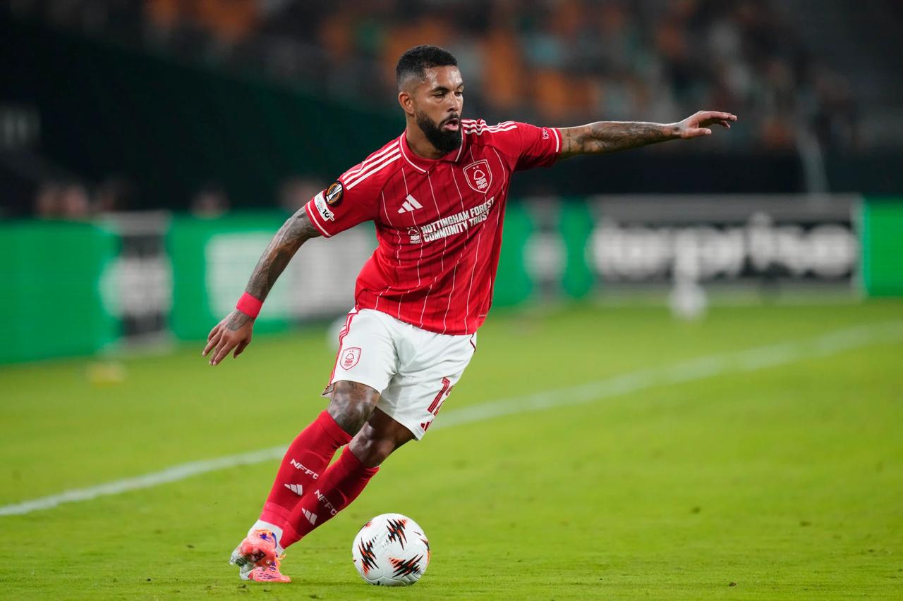 【道格拉斯·路易斯的年度总结】道格拉斯·路易斯：“在18个月内经历了五位教练