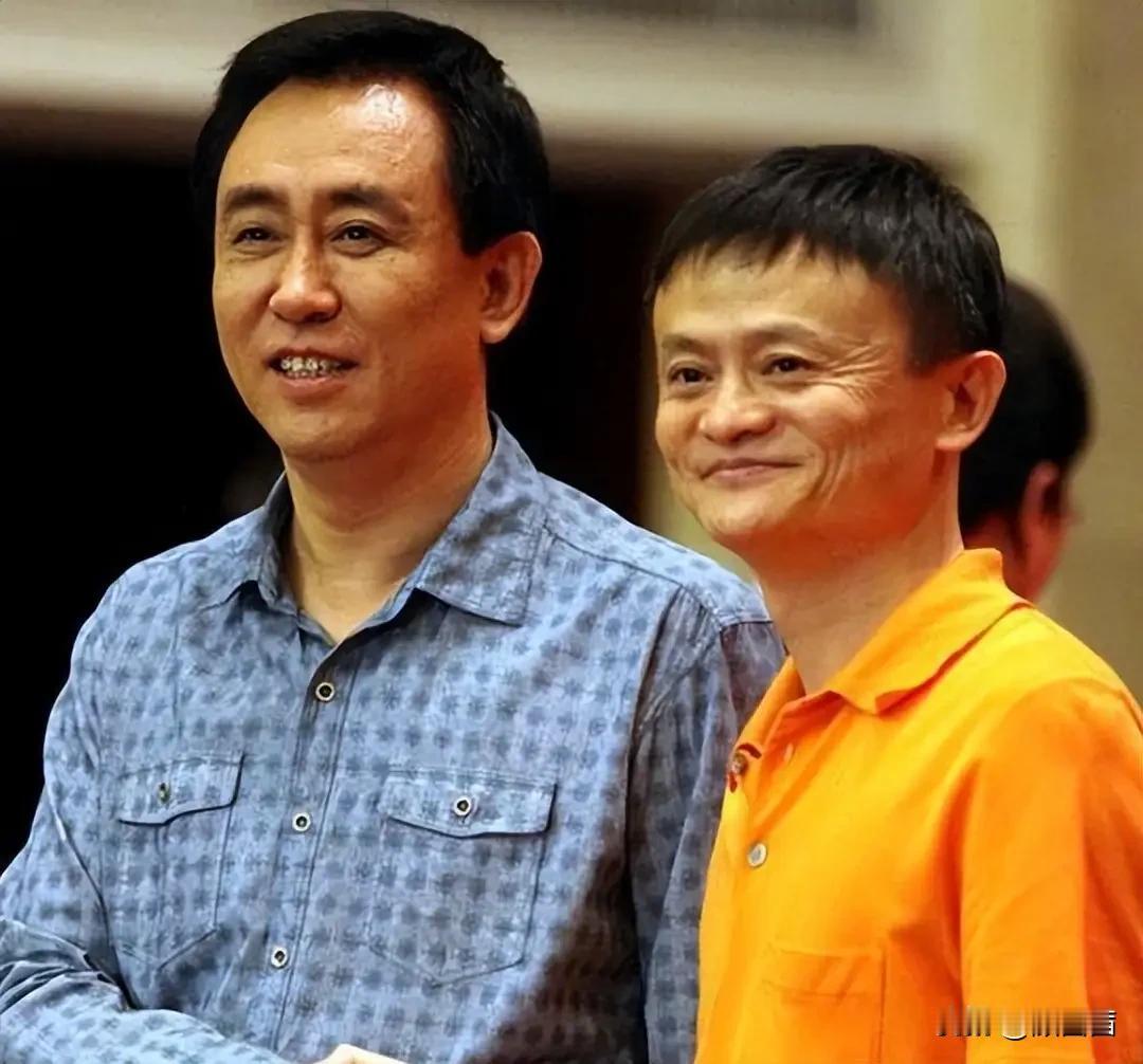 当年12亿入股恒大足球却不碰地产，马云的商业思维，值得好好琢磨​许家印一