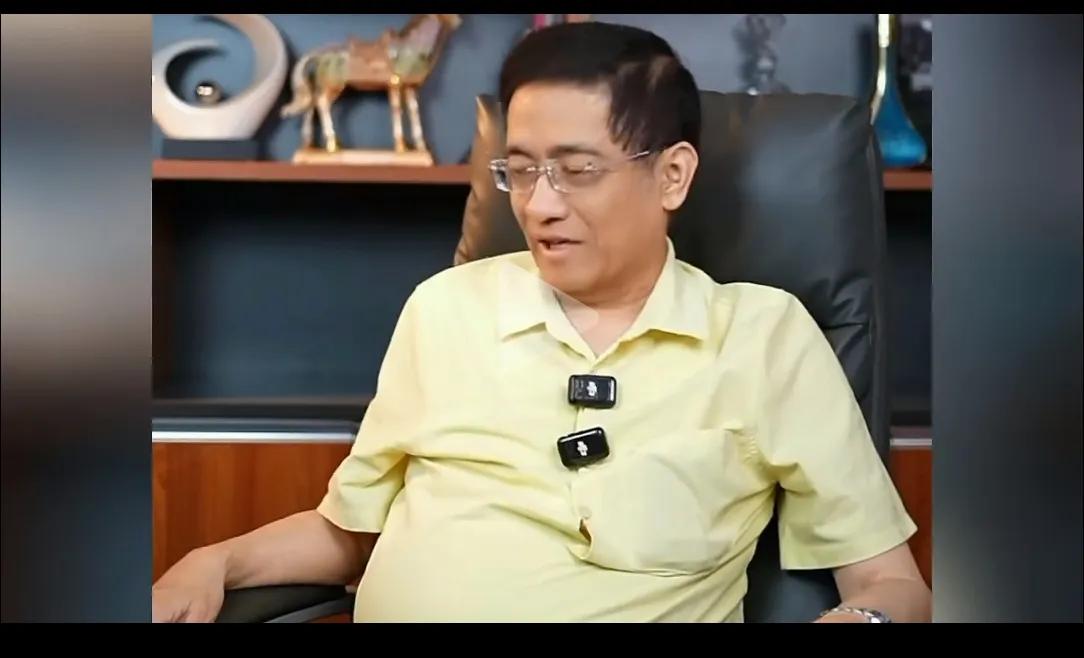 看到了一个郎咸平教授讨论宗老的访谈。郎咸平的观点如下1.任何男人有钱都会变坏