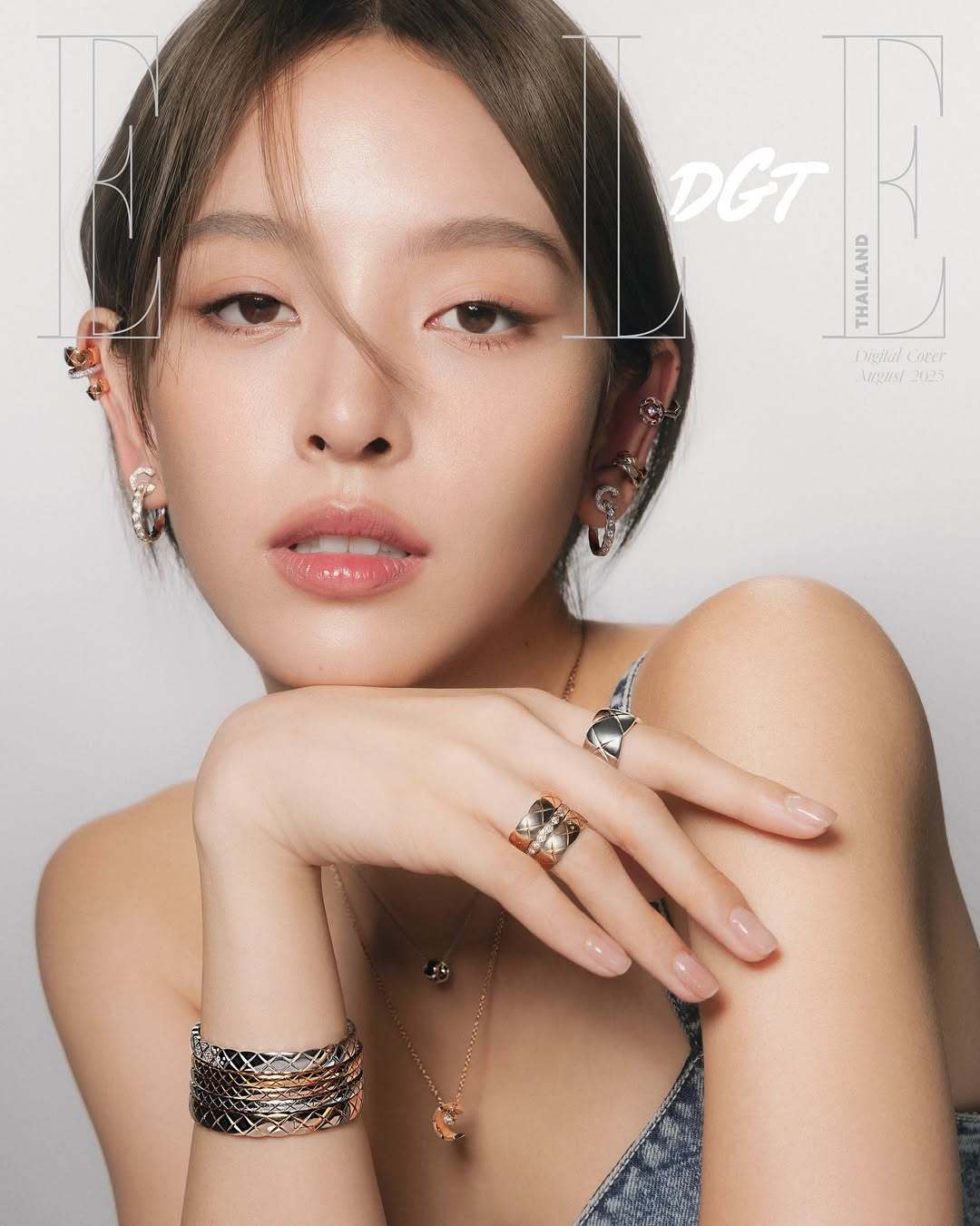 NychaaxChanel最近与香奈儿合作颇为紧密的一位泰国小花Nychaa