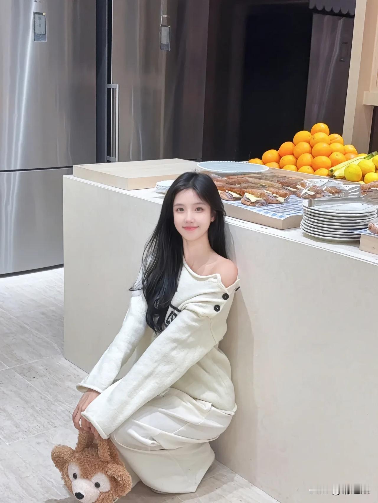 花前笑语，静享春光。