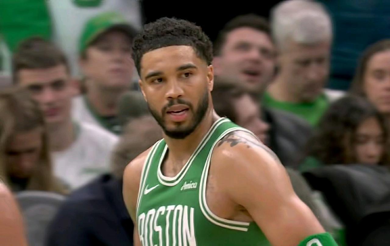 塔图姆赛后采访：“漫长的等待，一切都是值得的！”他才是凯尔特人的真领袖！时隔29