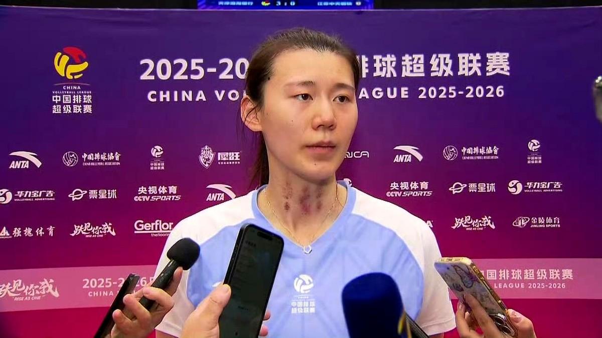 看到王艺竹要去越南打球的消息，心里“咯噔”一下，说不出的滋味。季后赛时，看她伤