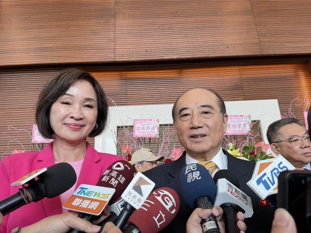 钟沛君：“王金平没有敌人”其影响力不仅在台湾的南部国民党主席郑丽文昨（