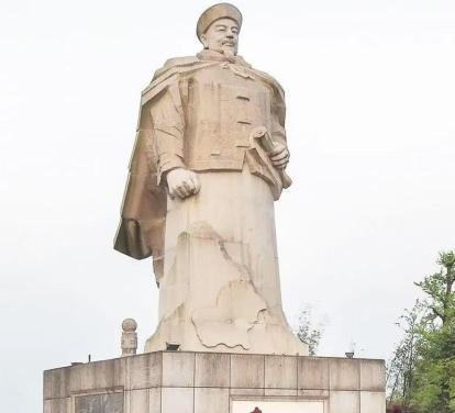 左宗棠打下新疆最后一座城时，万没想到，城中还有五千多印度人，面对这些印度人左宗棠